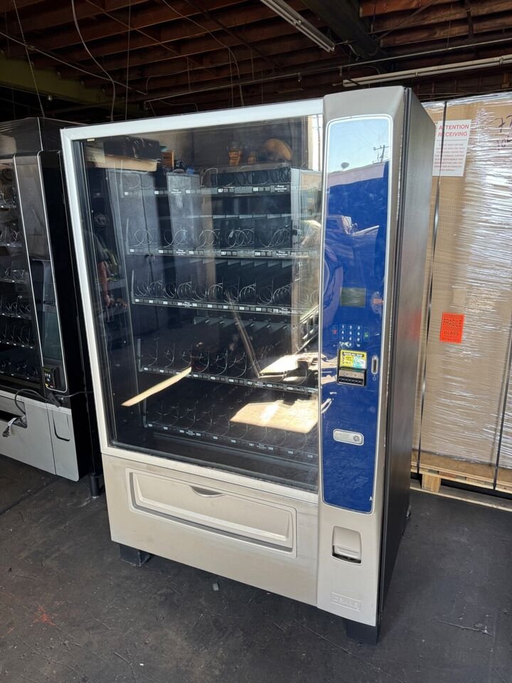 Crane 472 Merchant Media Combo Vending Machines (Refurbished)